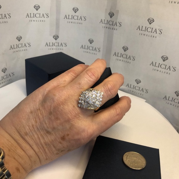 Diamond Cluster Ring - Picture 11 of 12